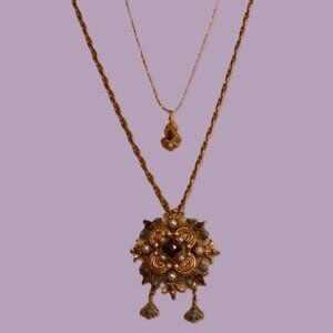 Florenza Vintage Circa 1960s Renaissance Revival Gold-Tone Pendant Necklace Set